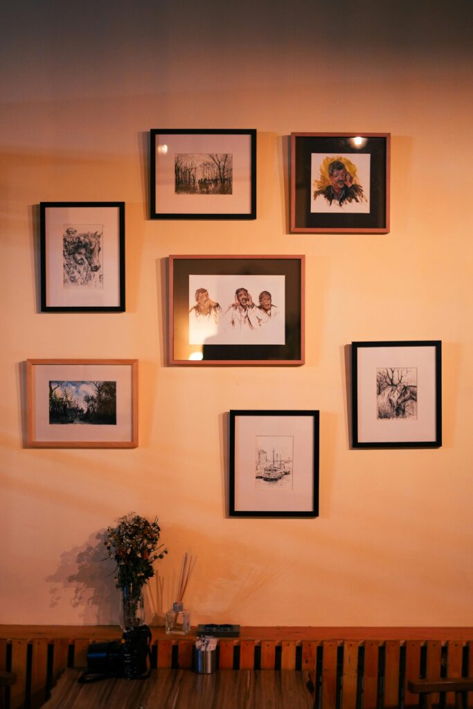 Gallery wall DIY ideas for home decor