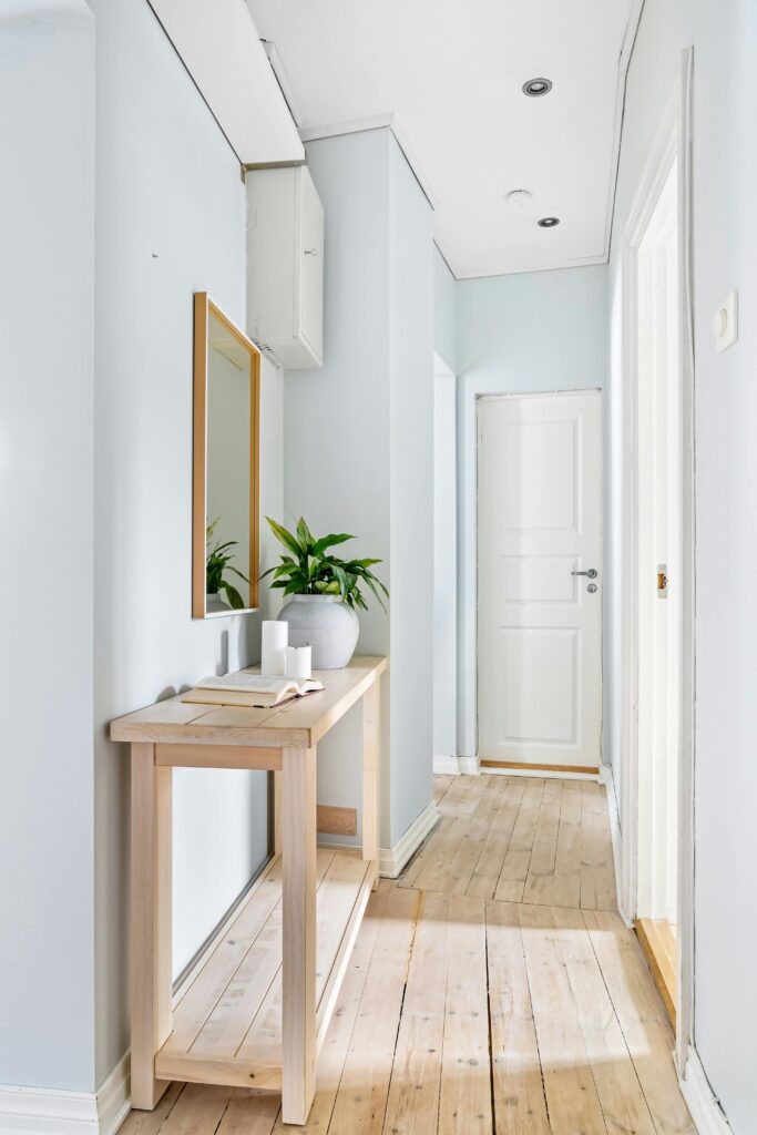 : Modern entryway DIY upgrade on a budget