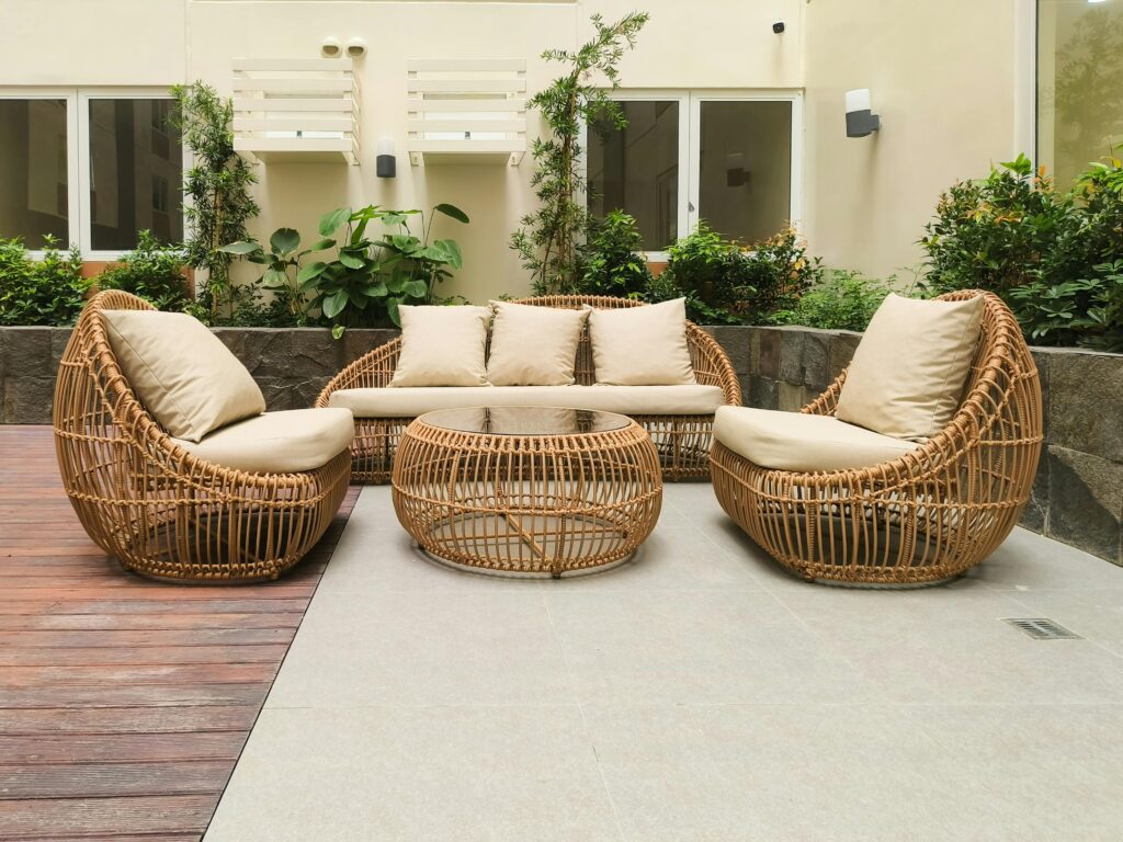 small backyard patio seating area design